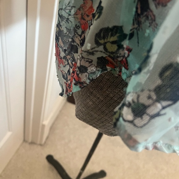 Kut from the Kloth Multicolor Henley Blouse -M - Picture 6 of 8